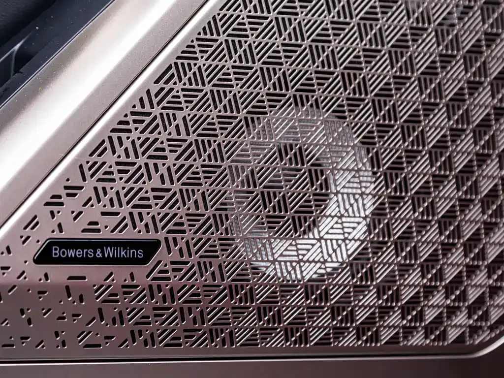 BMW 5 Series — фото 9