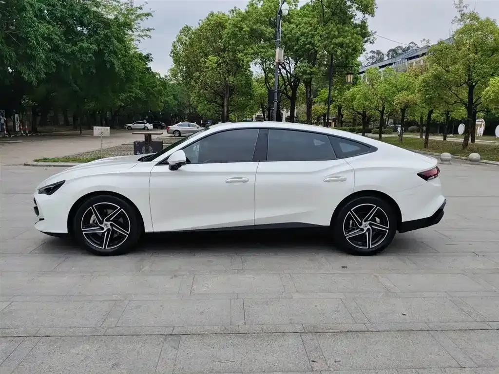MG 7 2024 из CN, фото 4