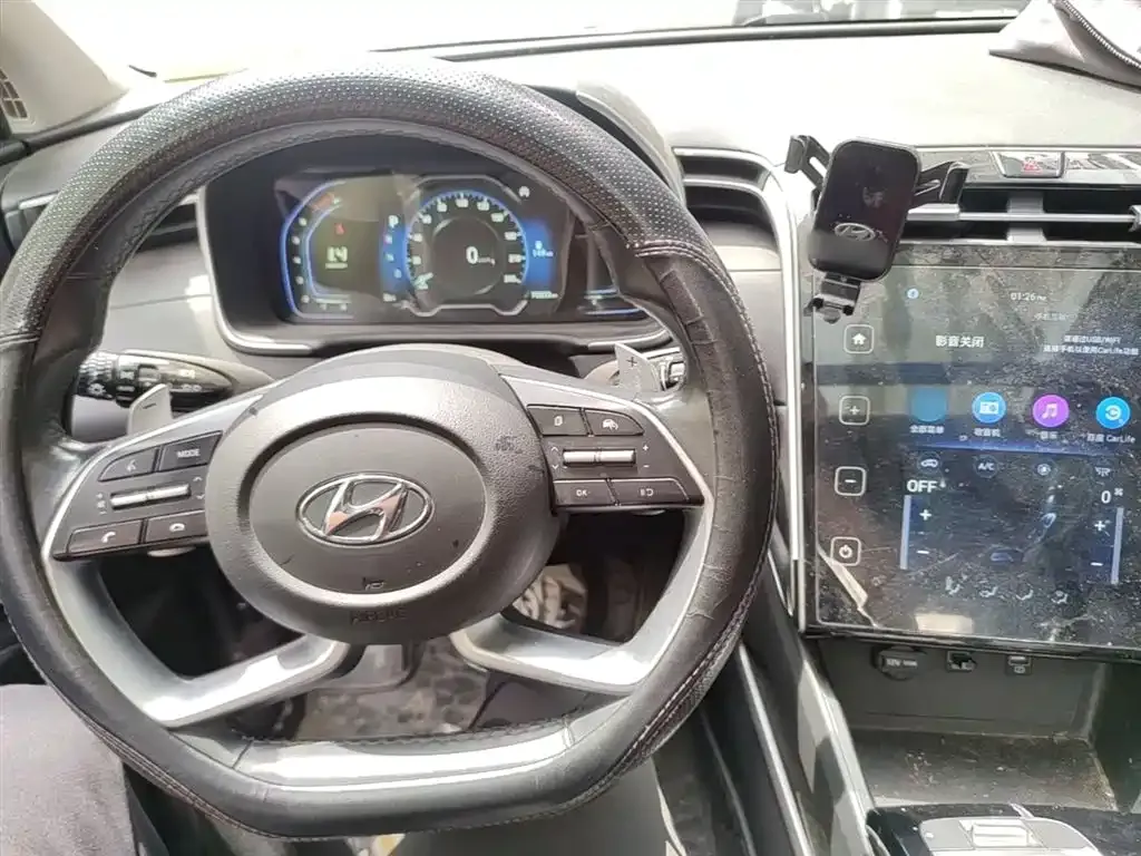 Hyundai Tucson — фото 8