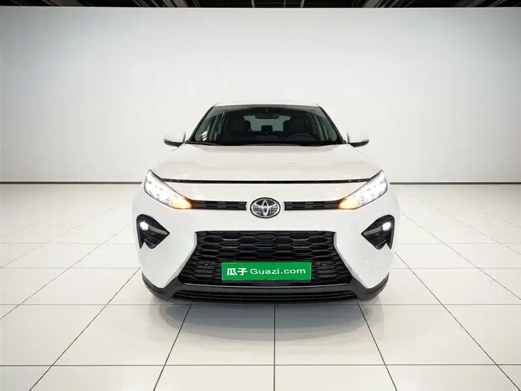Toyota Wildlander — фото 3