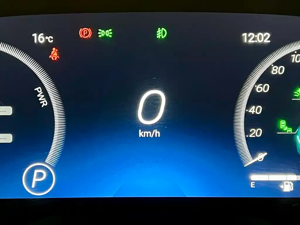 Toyota Sienna — фото 2