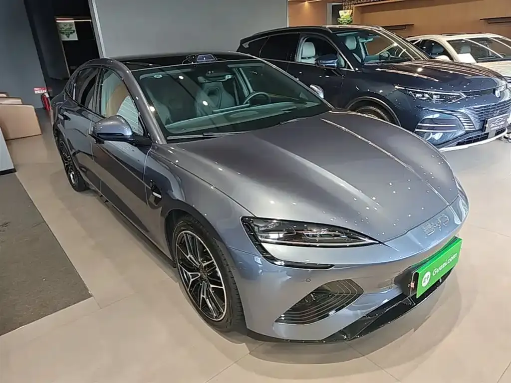 BYD Seal — фото 2