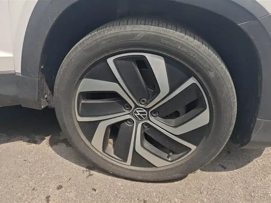 Volkswagen Tharu — фото 7