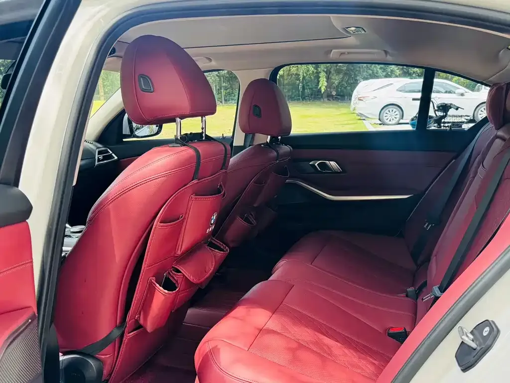 BMW 3 Series 2025 из CN, фото 5
