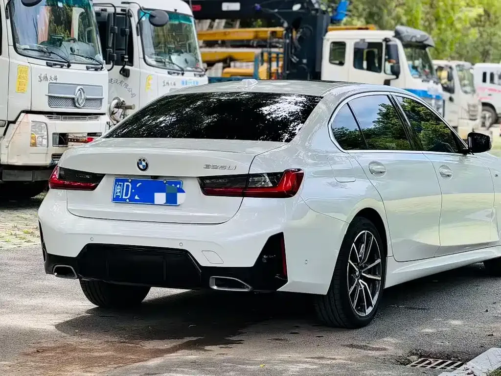 BMW 3 Series 2025 из CN, фото 7
