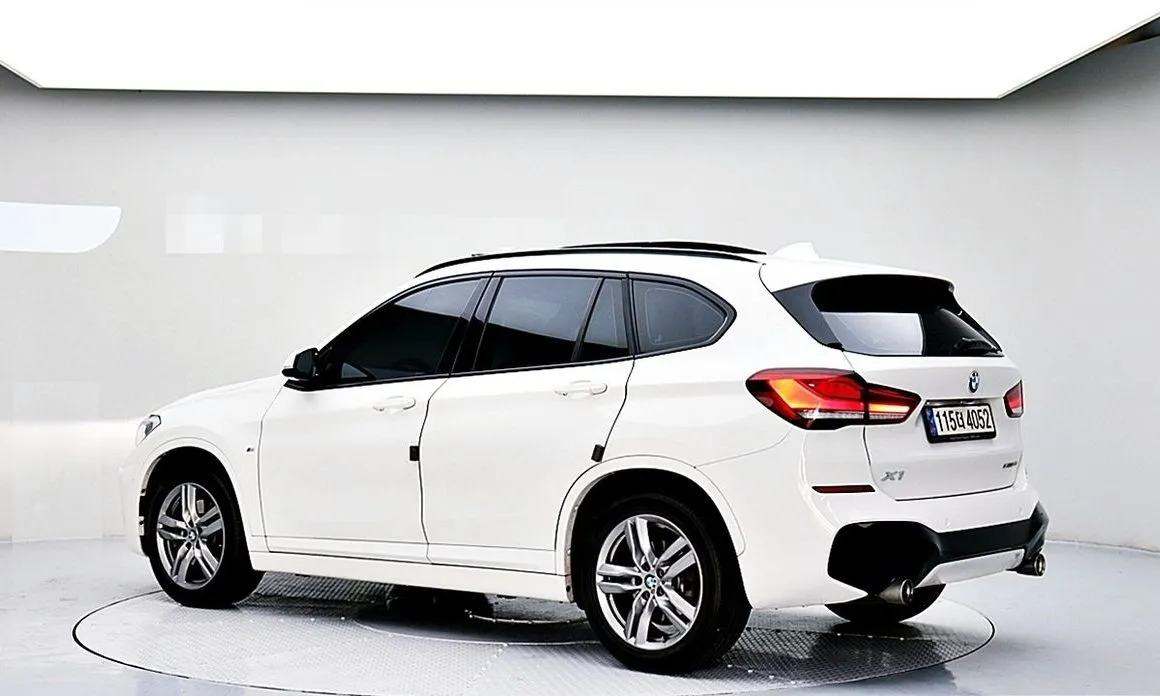BMW X1 — фото 5