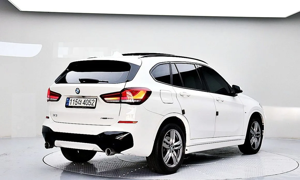 BMW X1 — фото 8