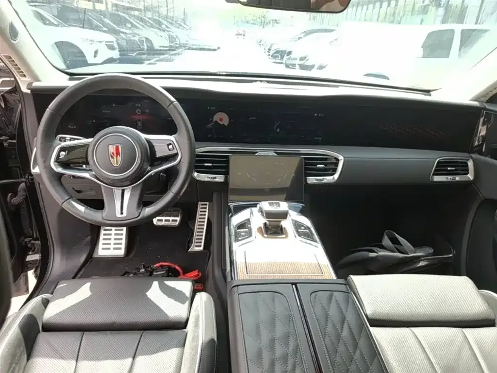 Hongqi E-HS9 2023 из CN, фото 3