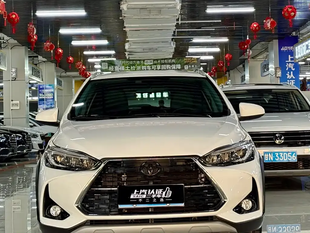 Toyota Yaris L — фото 6