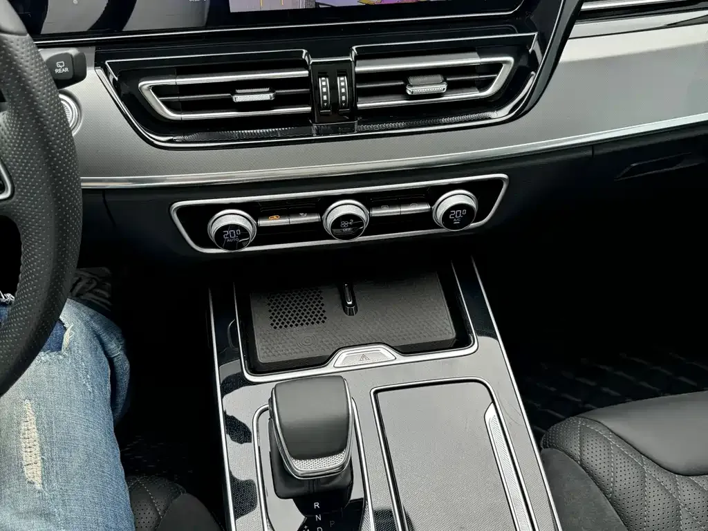 Hongqi HS5 2024 из CN, фото 9