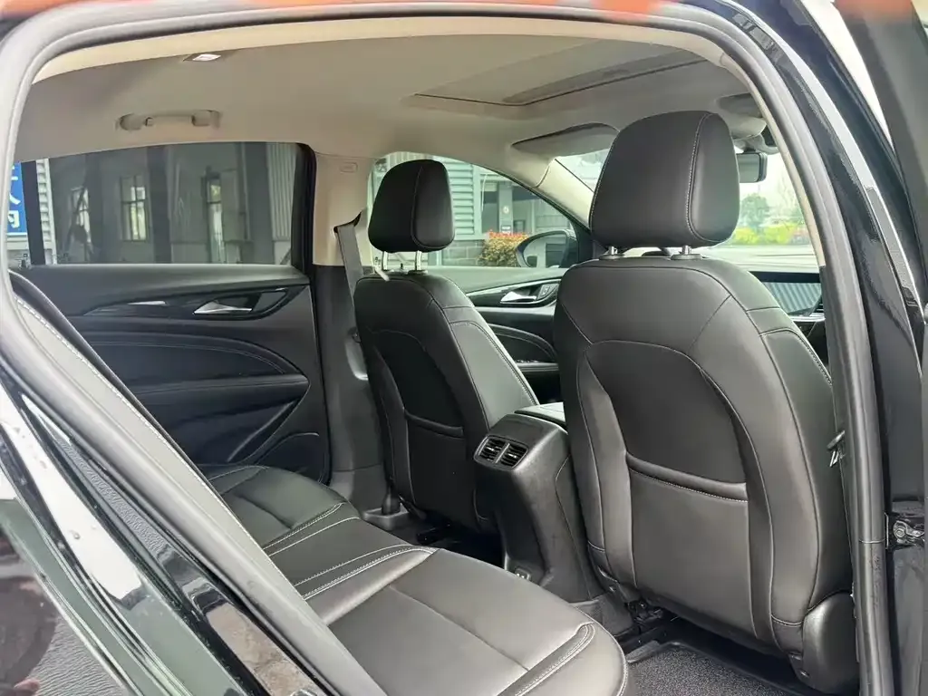 Buick Regal 2024 из CN, фото 3