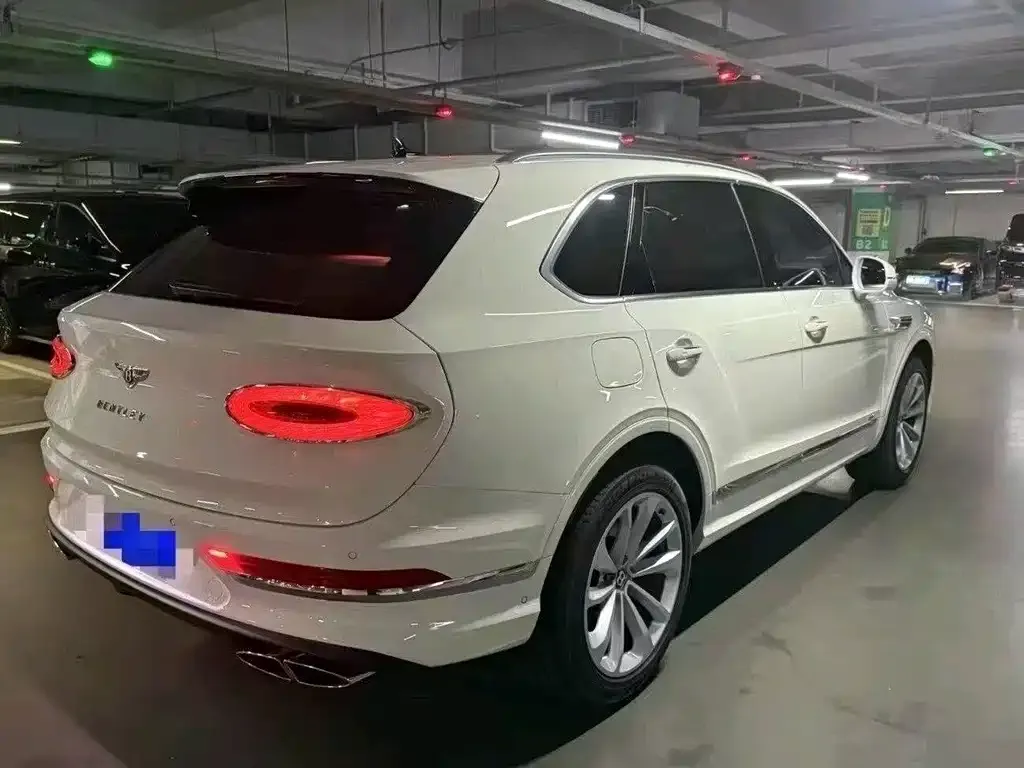 Bentley Bentayga — фото 4