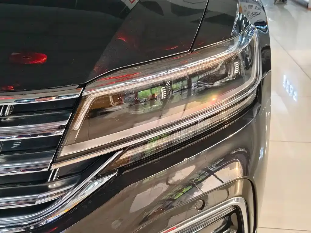 Volkswagen Phideon 2023 из CN, фото 8