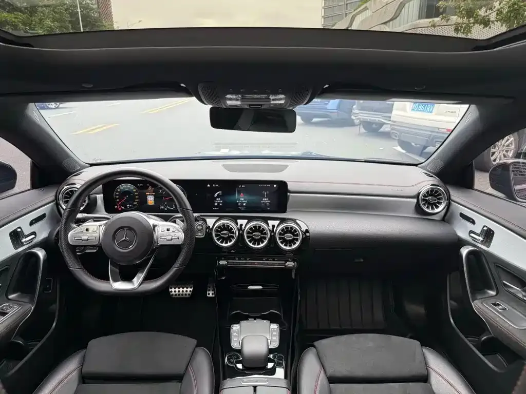 Mercedes-Benz CLA (Import) — фото 10