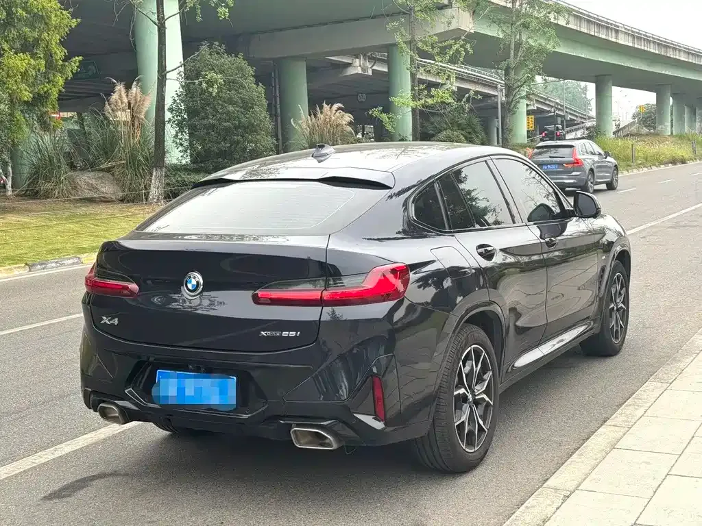 BMW X4 — фото 3