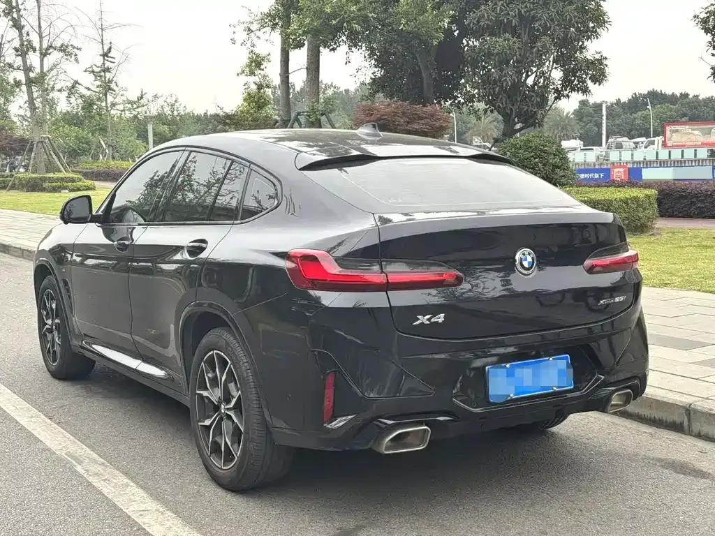 BMW X4 — фото 5