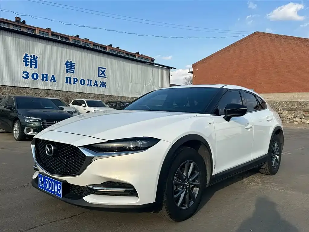 Mazda CX-4 — фото 1