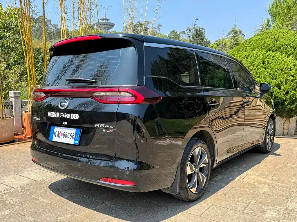 GAC Motor Trumpchi M6 — фото 9