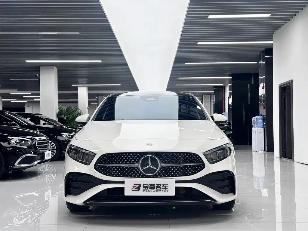 Mercedes-Benz A-Class — фото 9