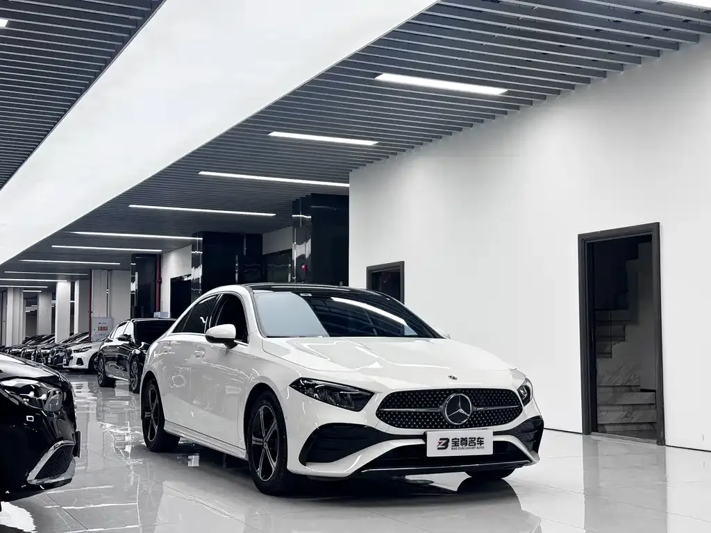 Mercedes-Benz A-Class — фото 4
