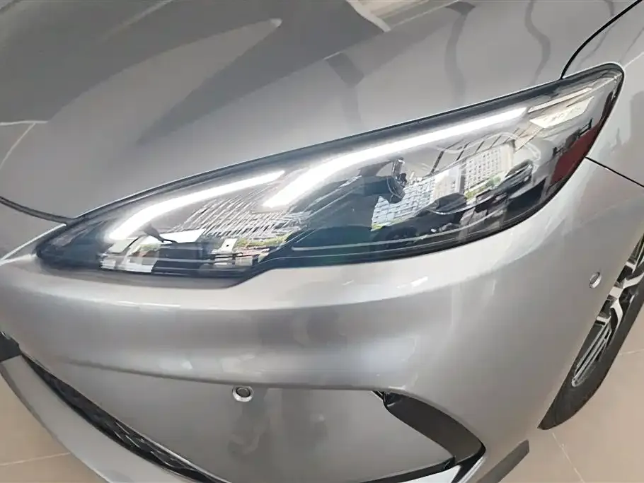 BYD Seal 05 DM-i — фото 8