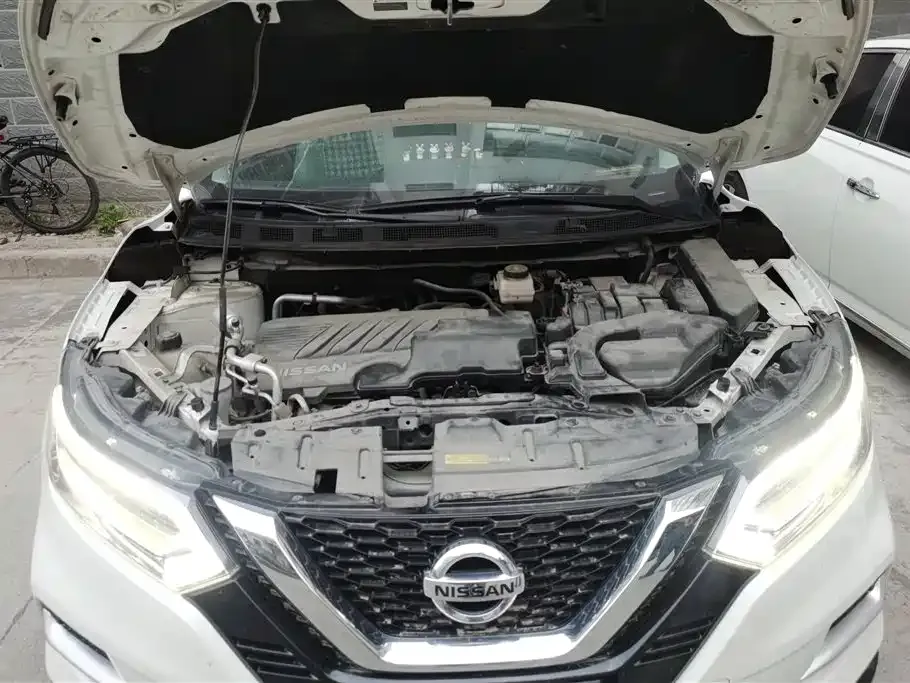 Nissan Qashqai — фото 4