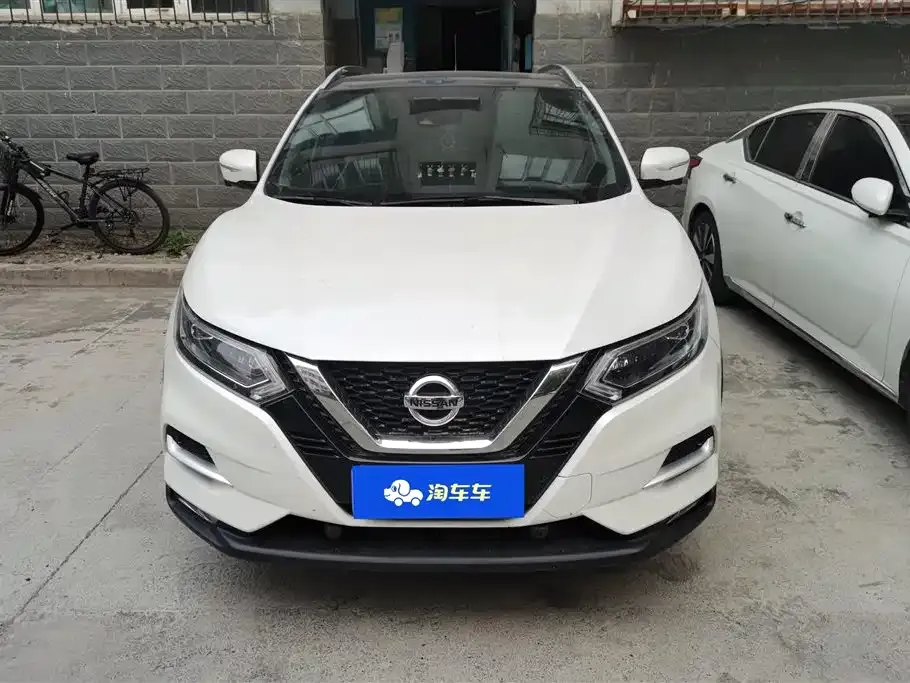 Nissan Qashqai — фото 9