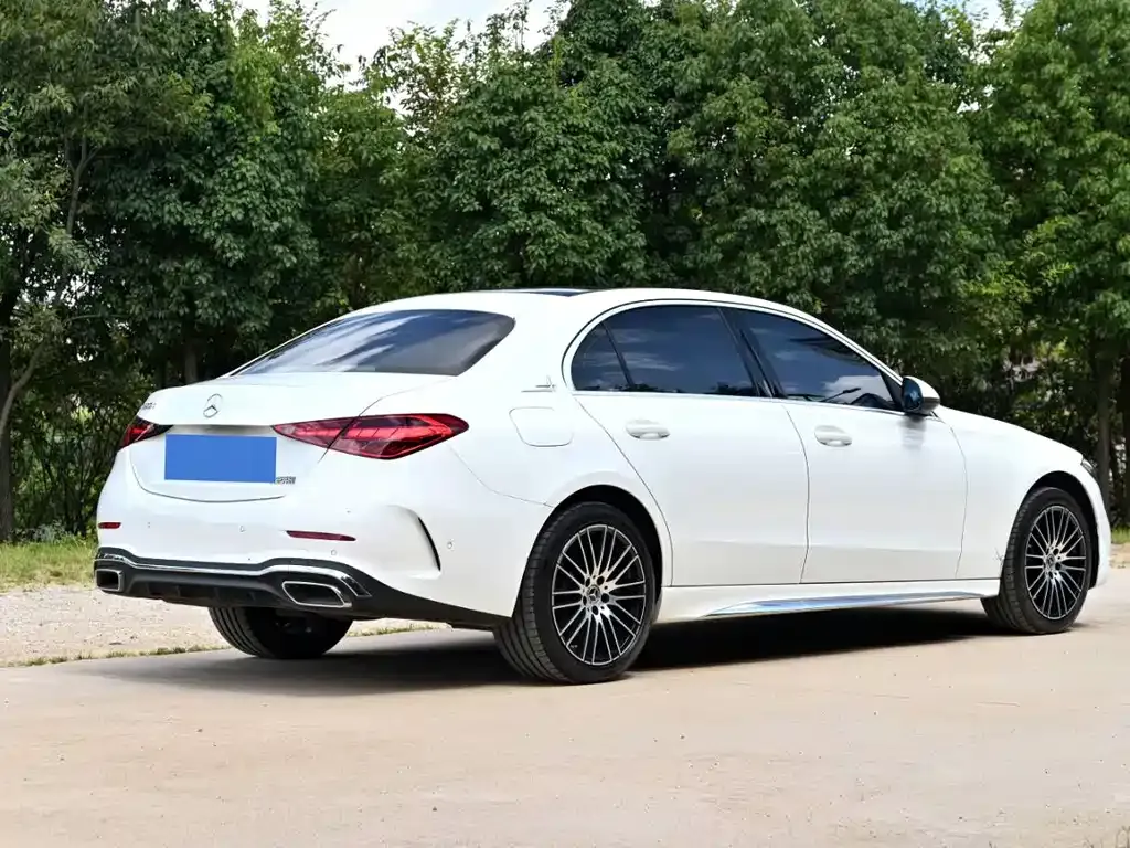 Mercedes-Benz C-Class — фото 10