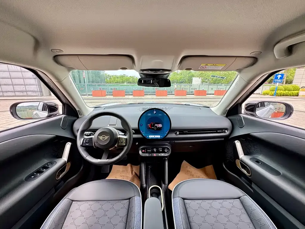 MINI Aceman EV 2024 из CN, фото 9