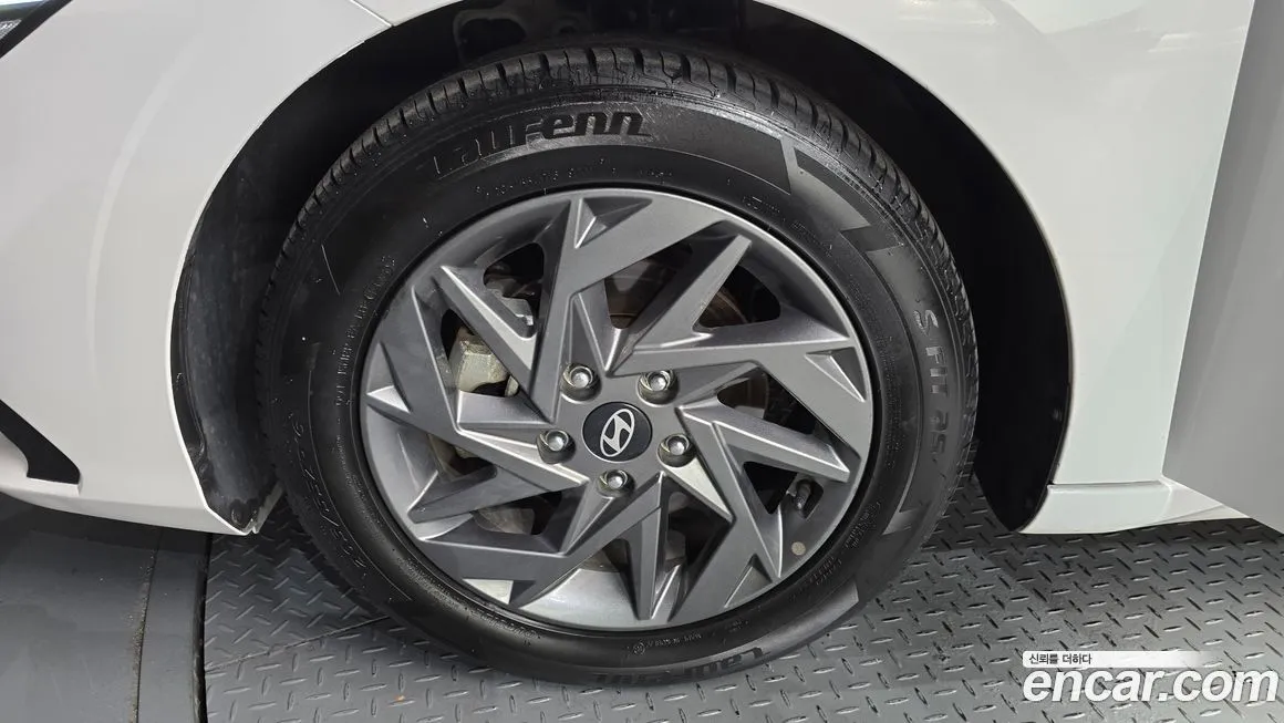 Hyundai AVANTE — фото 9