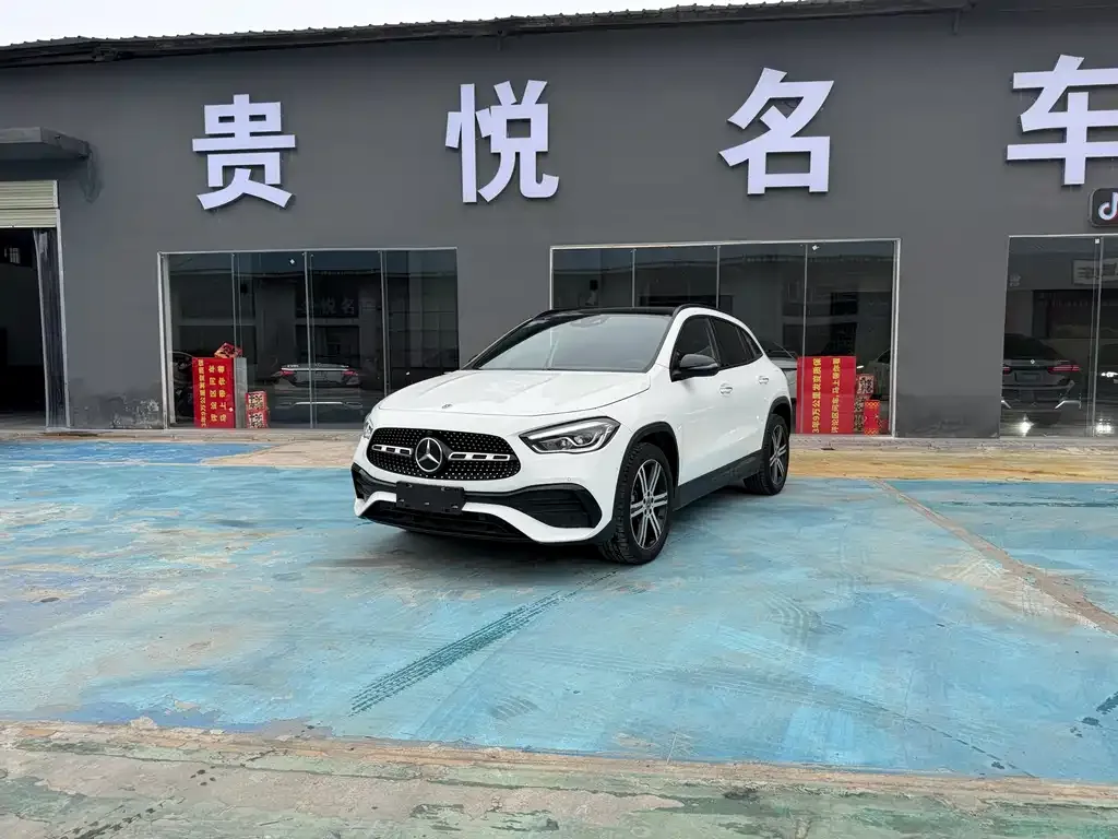 Mercedes-Benz GLA