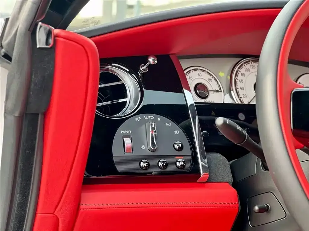 Rolls-Royce Dawn 2021 из CN, фото 6