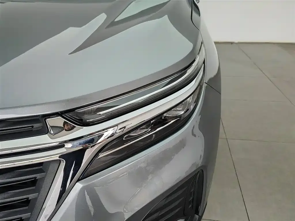 Chevrolet Equinox 2022 из CN, фото 2