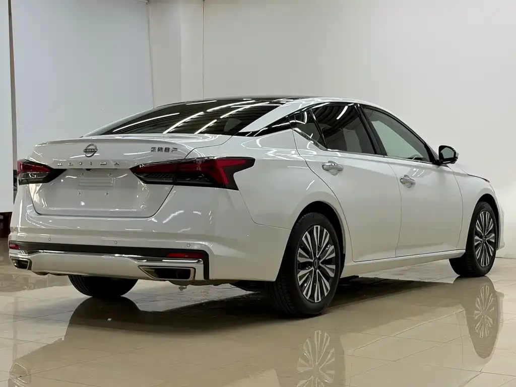 Nissan Teana 2024 из CN, фото 3