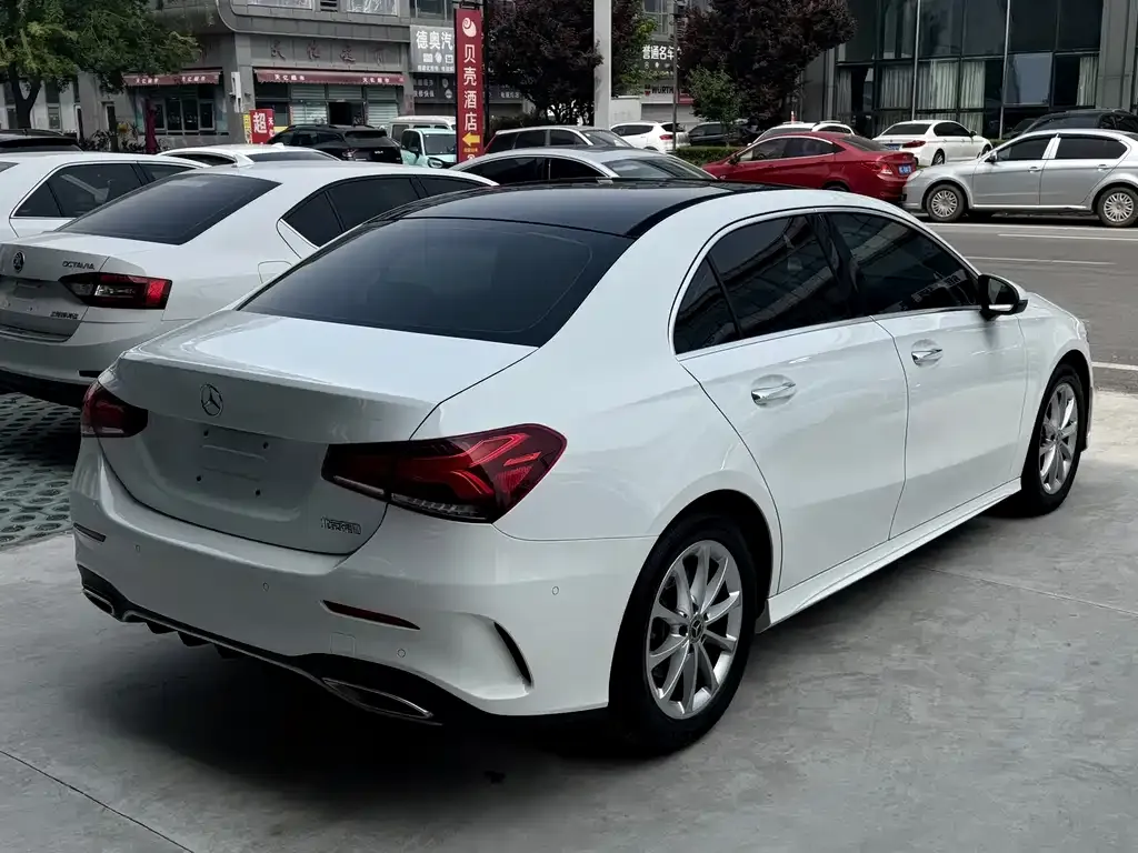 Mercedes-Benz A-Class — фото 2