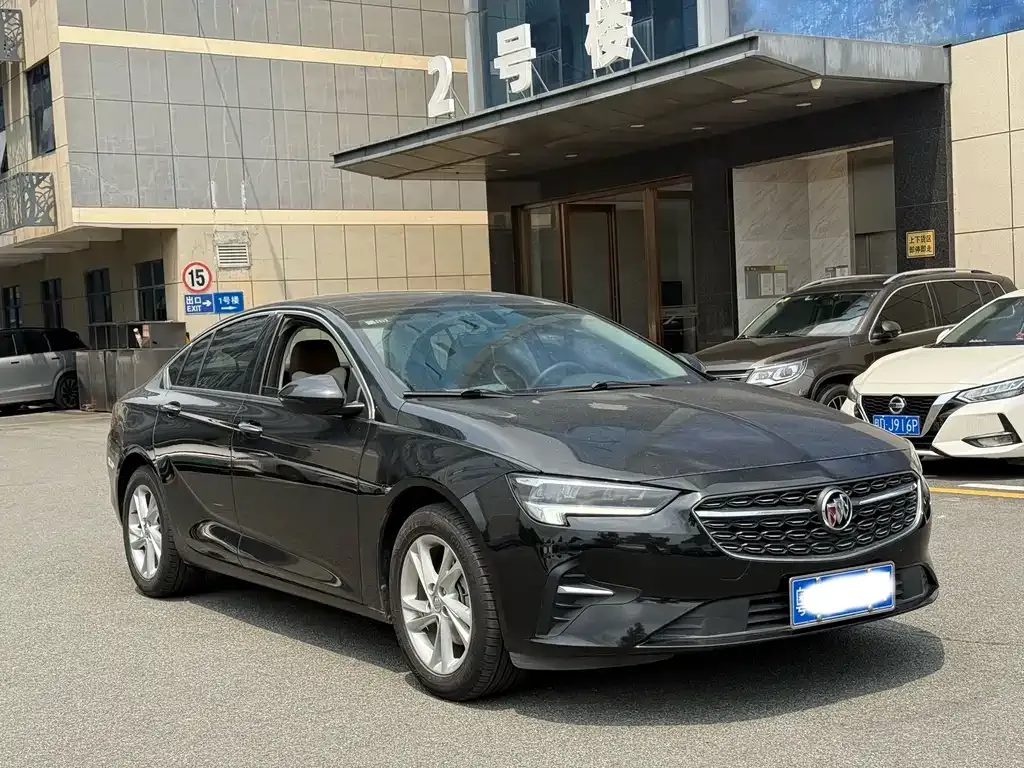 Buick Regal — фото 10