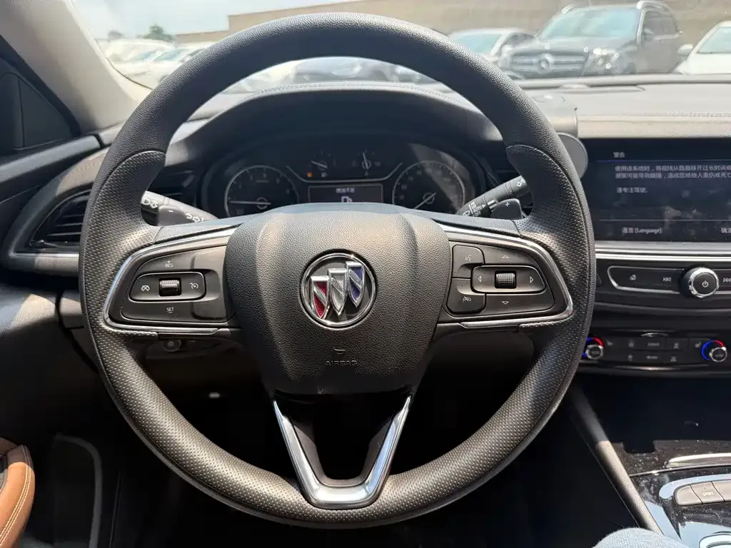 Buick Regal — фото 7