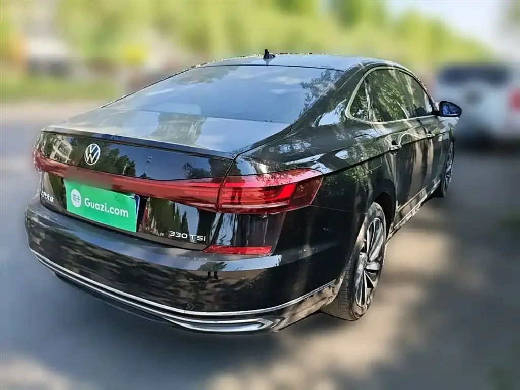 Volkswagen Passat — фото 7