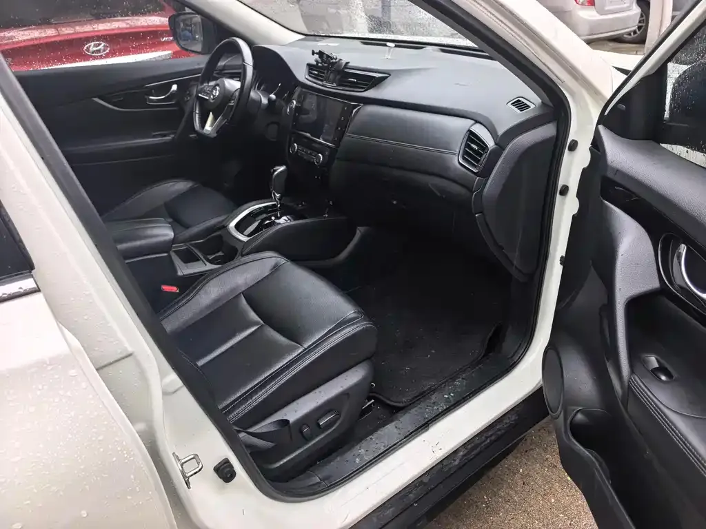 Nissan X-Trail 2021 из CN, фото 9