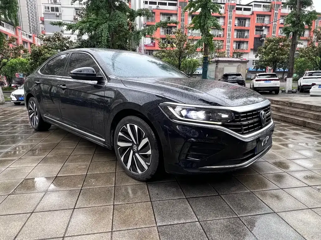 Volkswagen Passat — фото 9