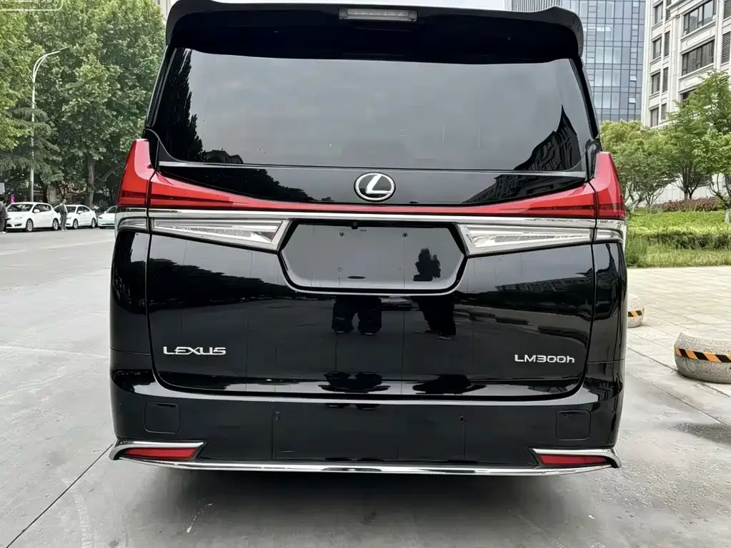 Toyota Vellfire 2023 из CN, фото 10