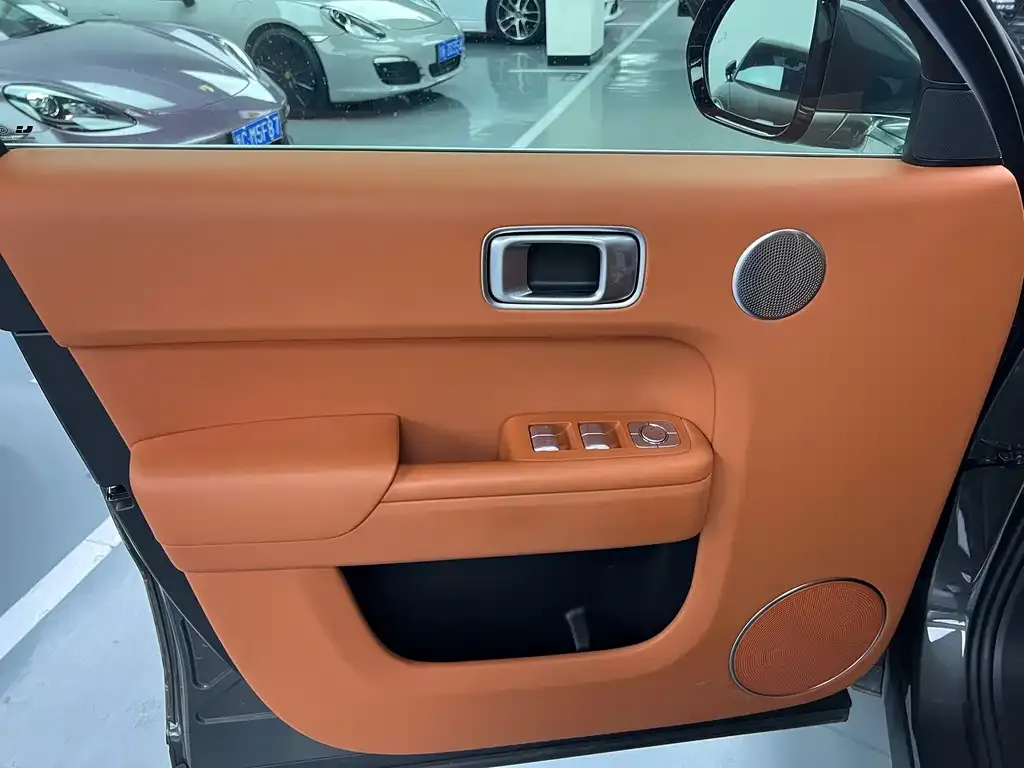 Li Auto L8 2023 из CN, фото 2