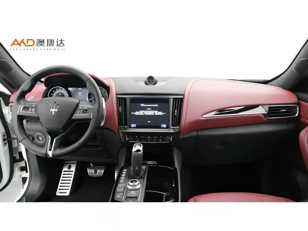 Maserati Levante — фото 10
