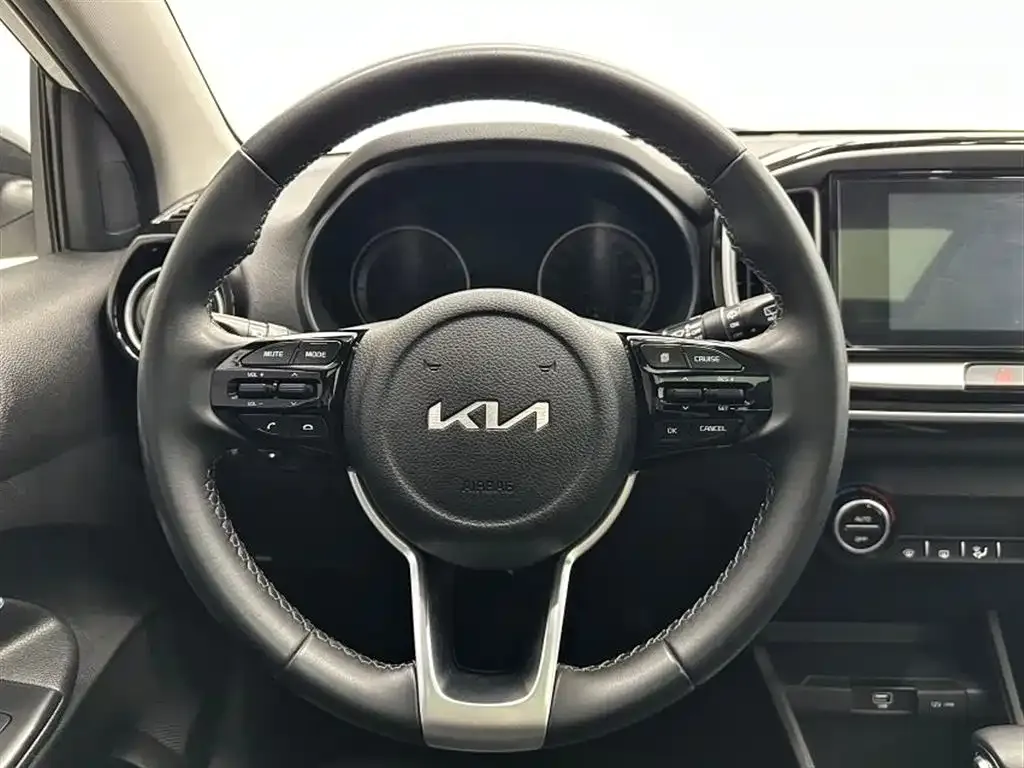 Kia KX1 — фото 7