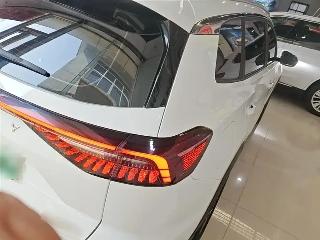 Chery Tiggo 8 PRO NEV — фото 8
