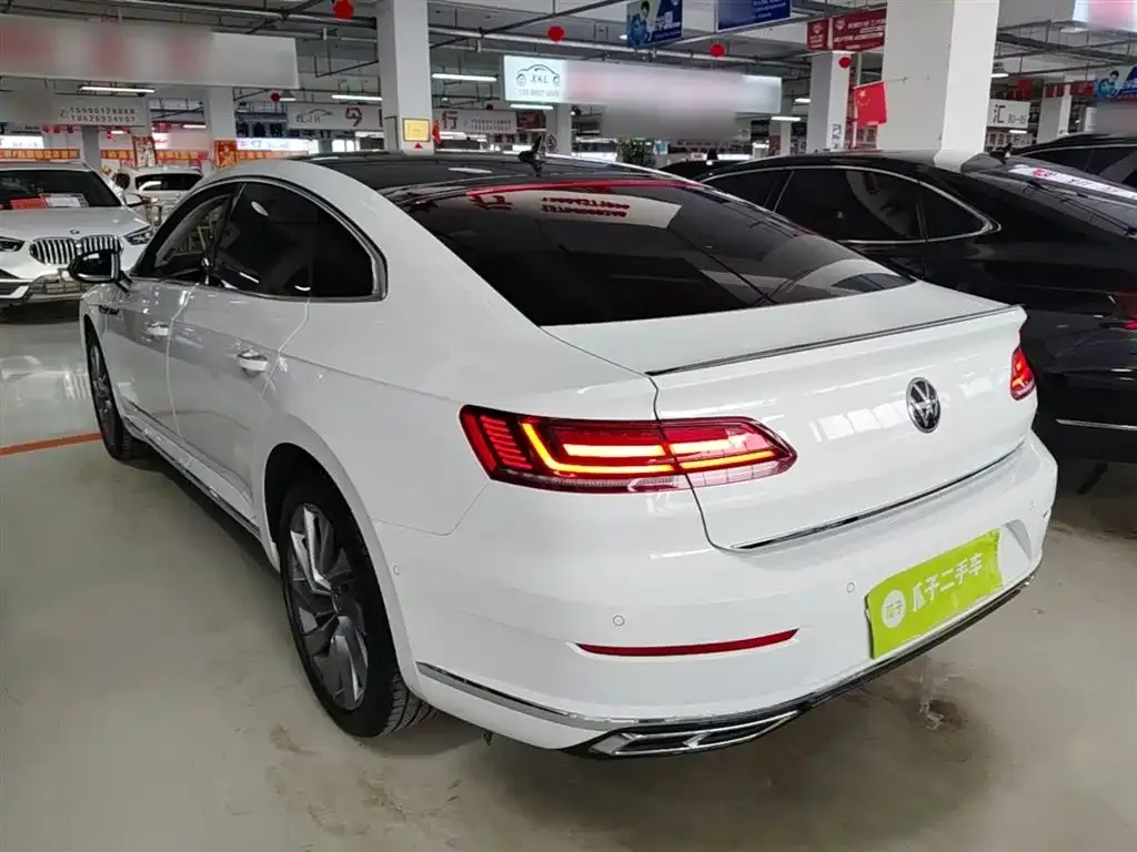Volkswagen CC — фото 10