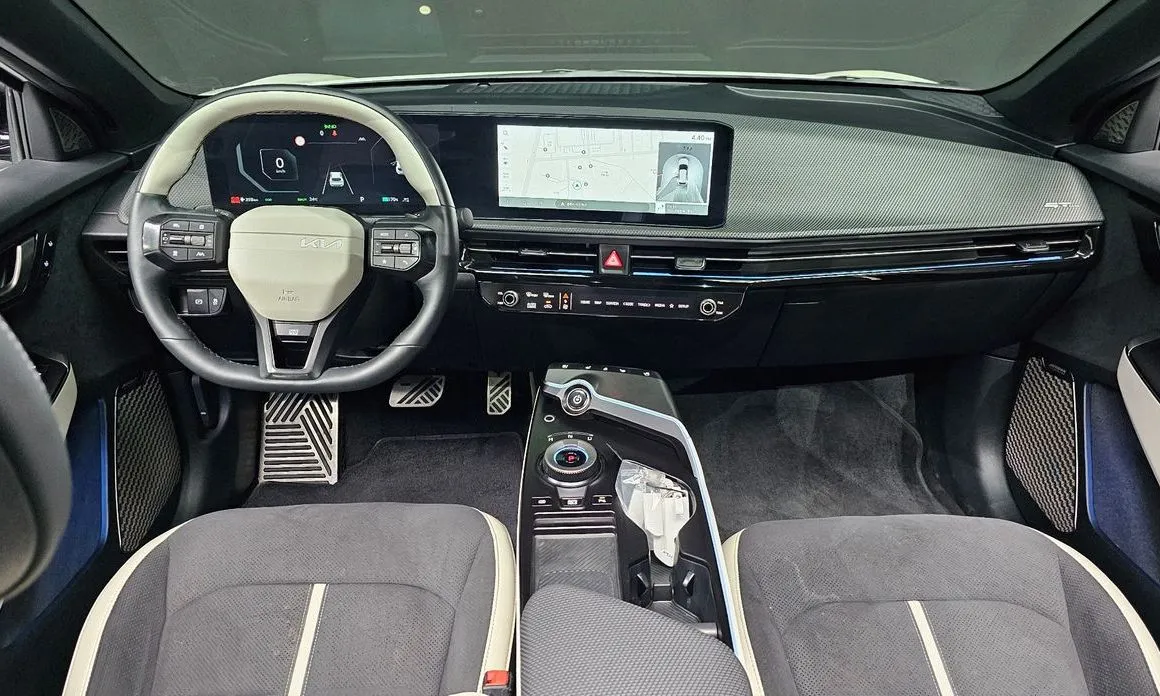 Kia EV6 — фото 9