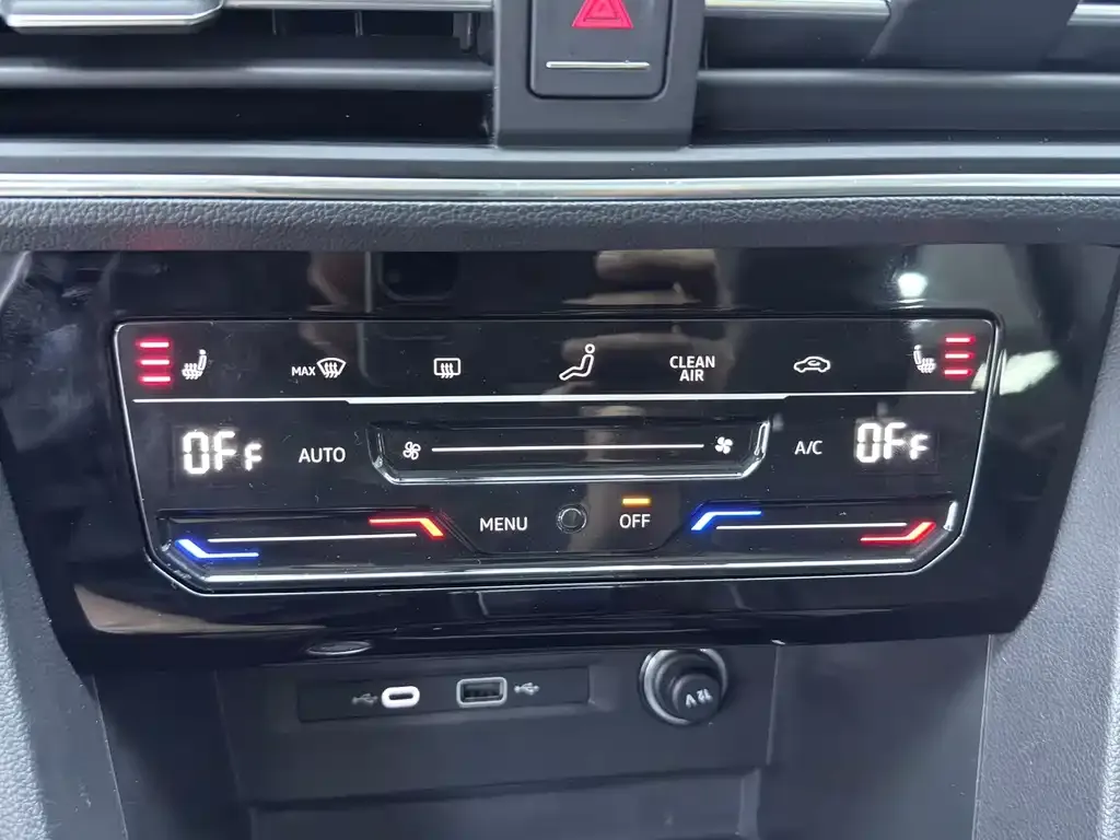 Volkswagen Tiguan L 2022 из CN, фото 4