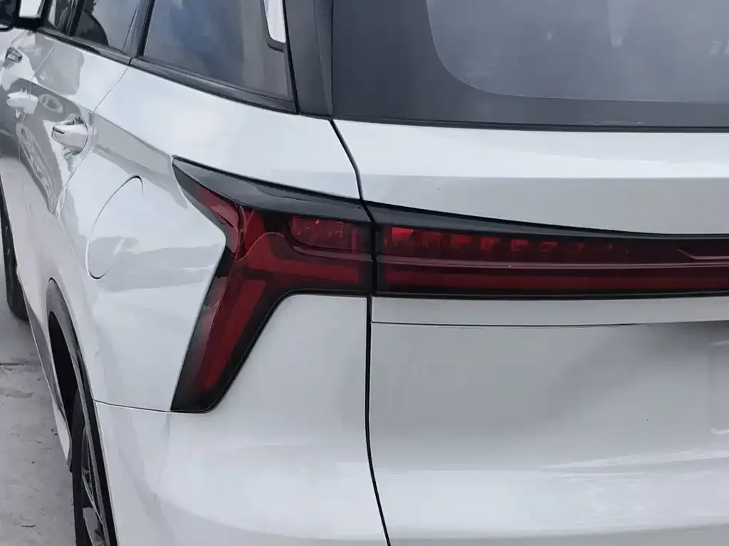 Changan CS75PLUS — фото 2