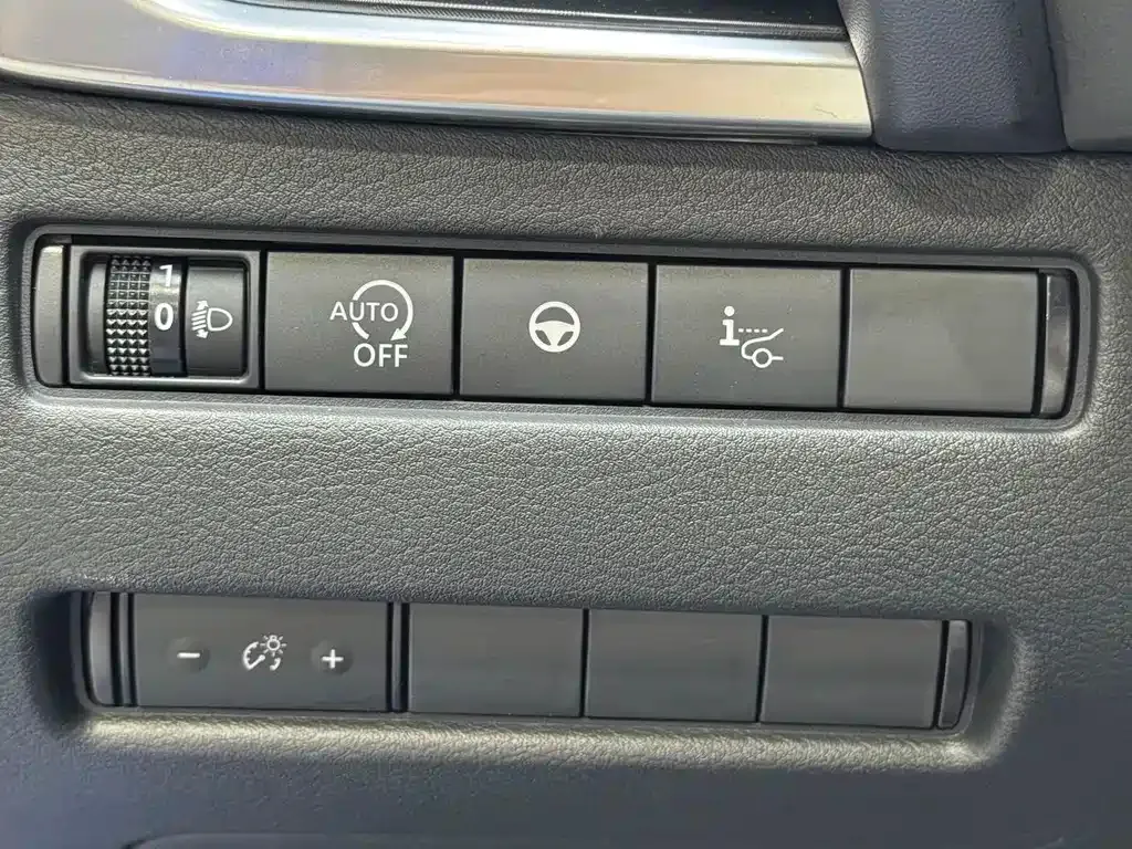 Nissan Qashqai — фото 10